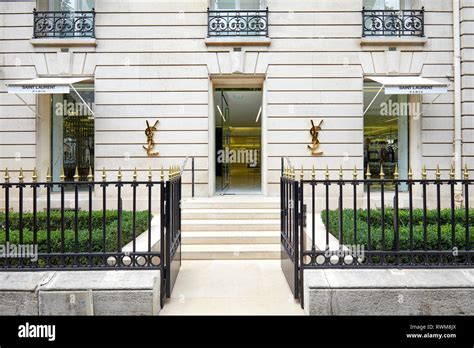 yves saint laurent montaigne|avenue montaigne.